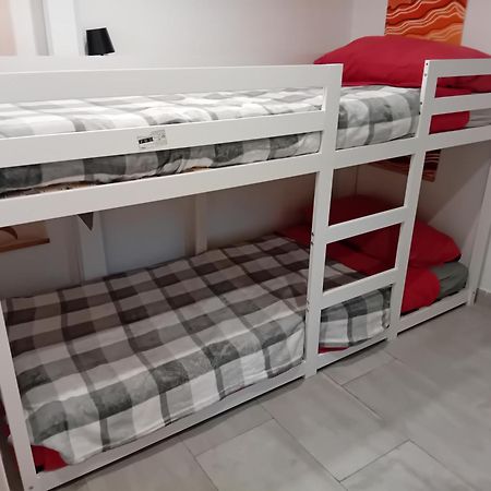 Room In Historical City Centre With Private Bathroom Catania Eksteriør billede