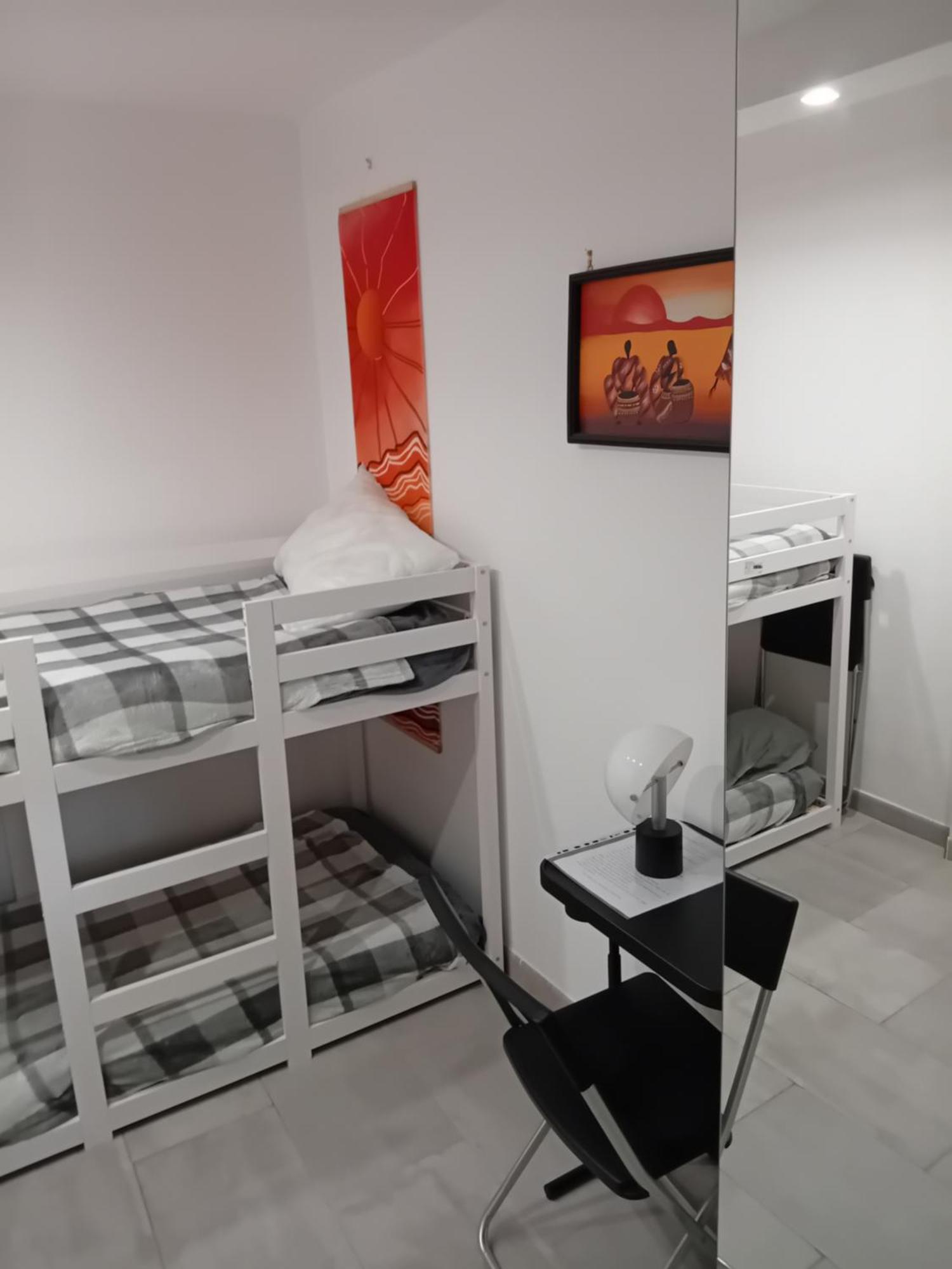 Room In Historical City Centre With Private Bathroom Catania Eksteriør billede